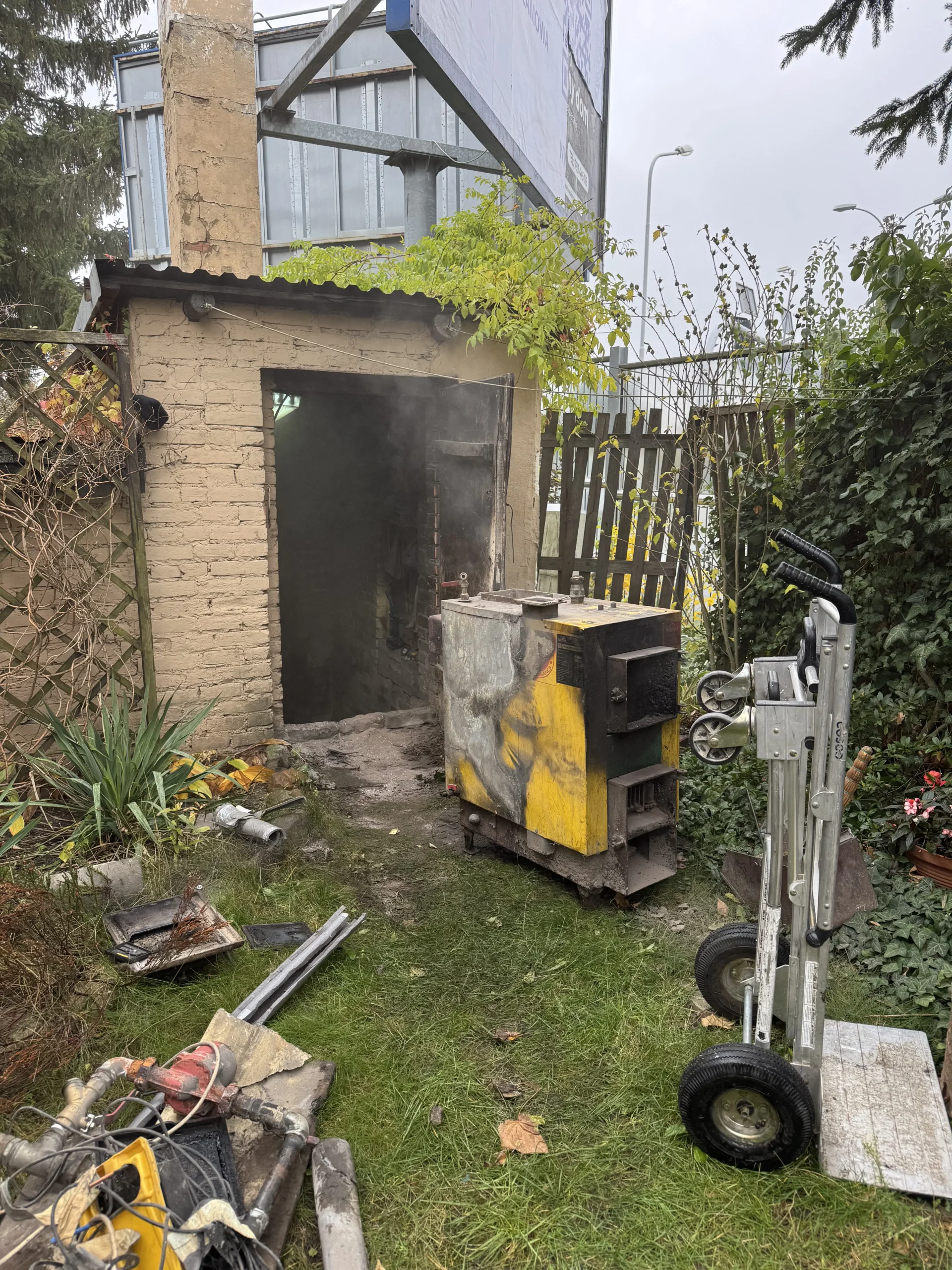 Wymiana kotła zasypowego na nowoczesny na pellet Smartfire 11/130 Lublin Choiny, mała kotłownia - zdjęcie 6
