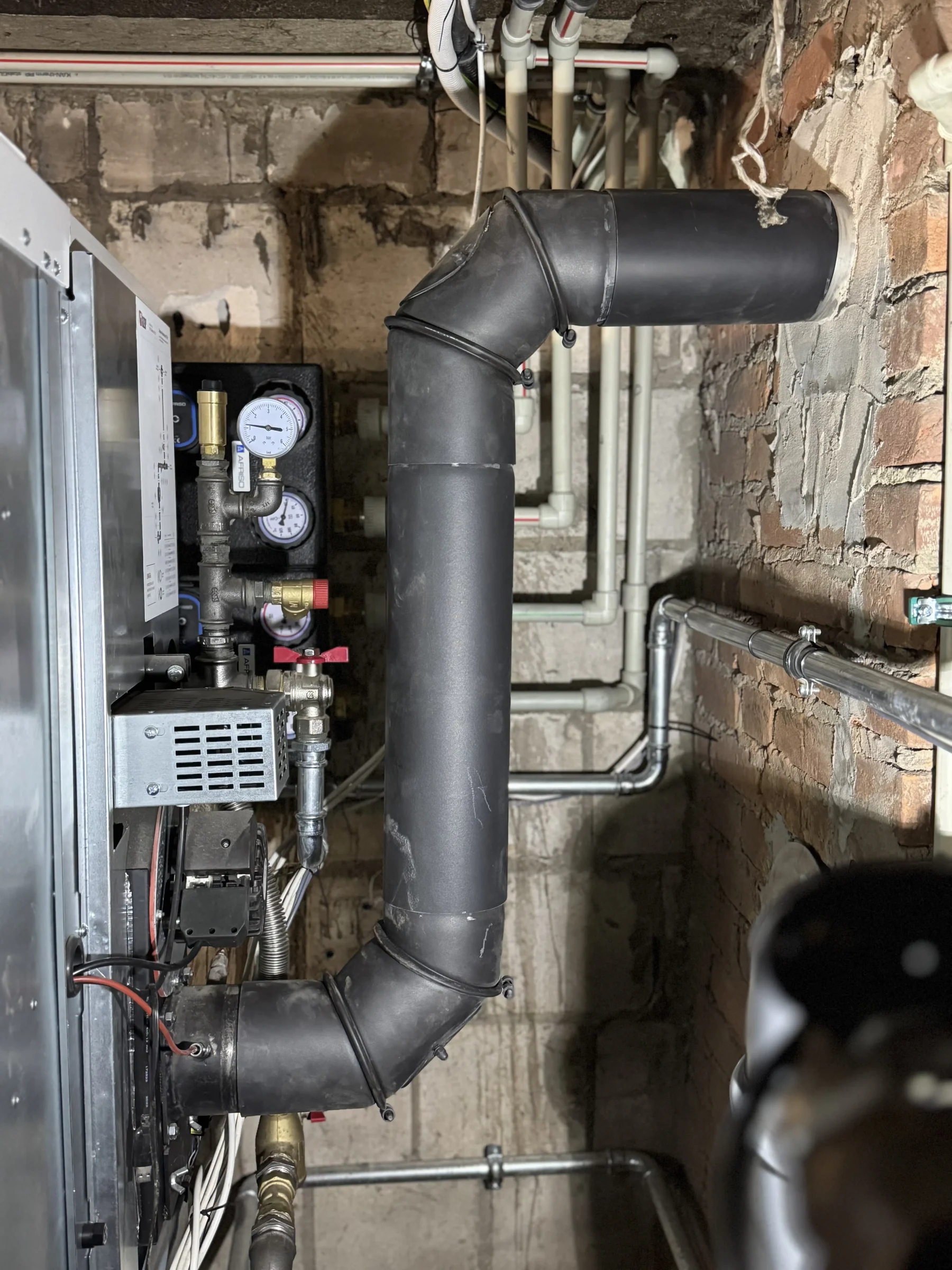 montaż kocioł piec pellet smartfire exclusive 15 240 skrzynice pierwsze 2026 termalstudio IMG 6240